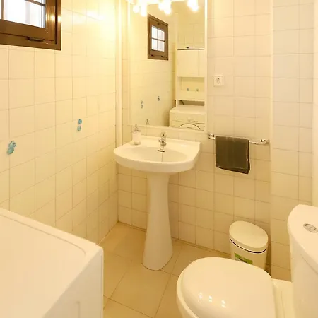 Helechos A1, 2 Bed Pdc アパート