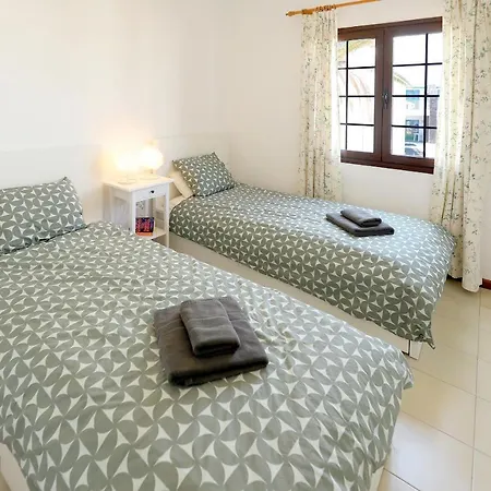 Apartment Helechos A1, 2 Bed Pdc Puerto del Carmen (Lanzarote)